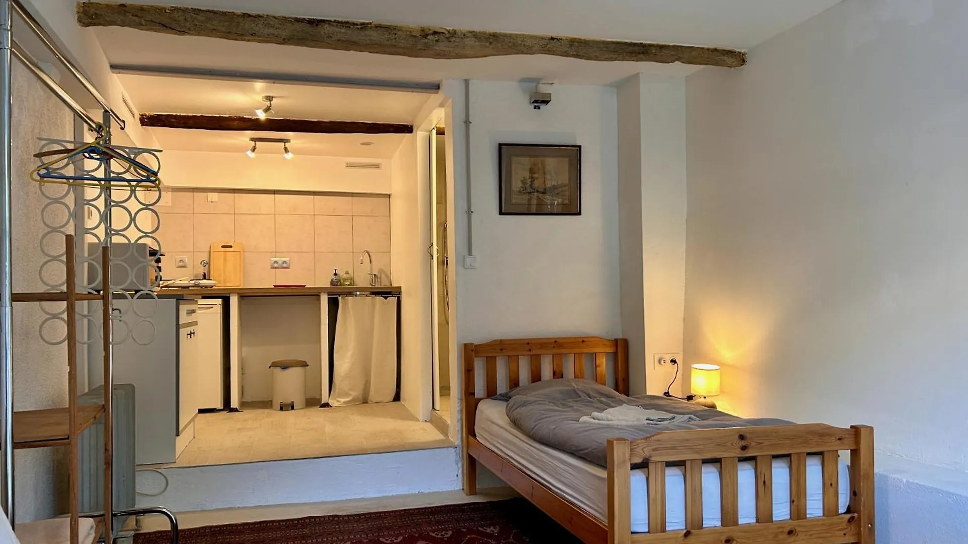 Homestay Chambre Equipee Dans Appartement De Village Magagnosc